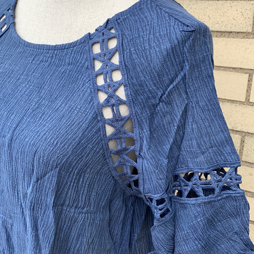 Annabelle Indigo Denim Blue Open Inset Design Flutter Sleeve Top NWT - Picture 7 of 13